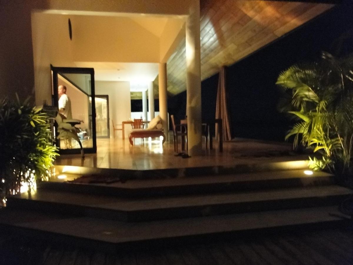 Ocean Breeze Villa Tevaitoa Extérieur photo